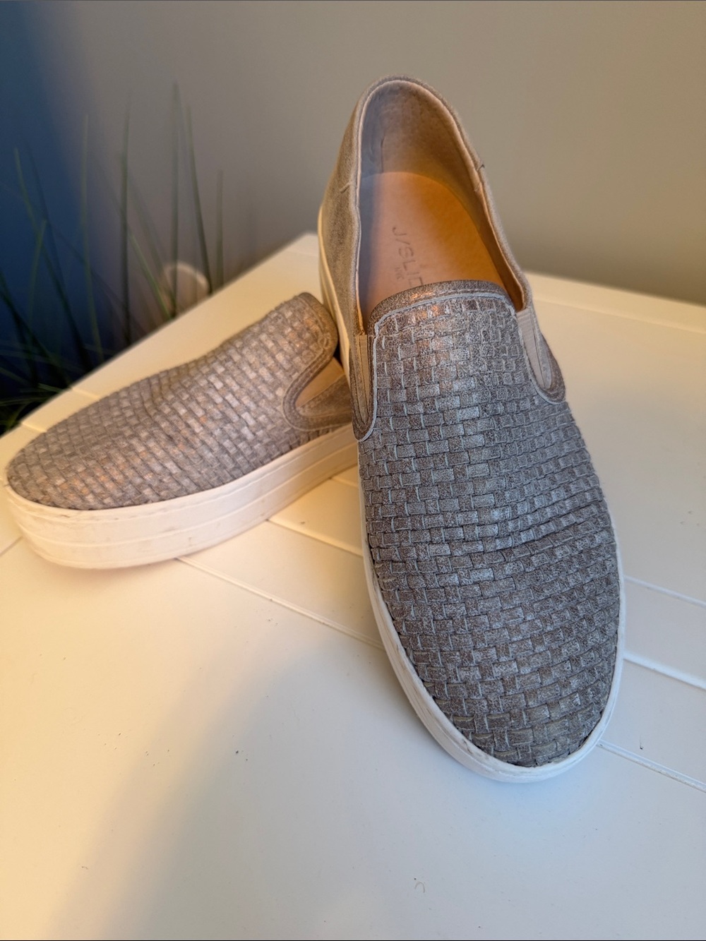 J/slides slip on sneakers